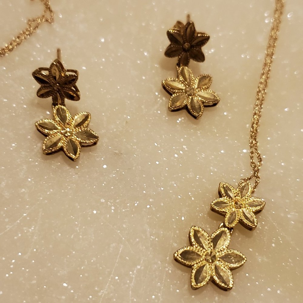 10K Yellow Gold Necklace and Earring Set